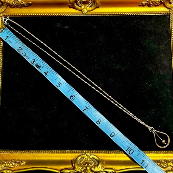 Unique Sterling Silver Pendant & Chain - Picture 3 of 4